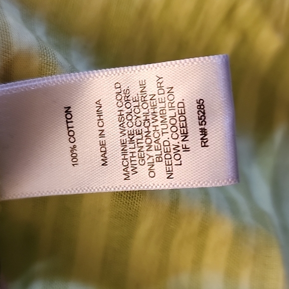 Green Button Up - Picture 4 of 4